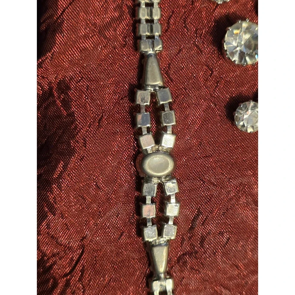 Signed La Rel Vintage Rhinestone Silver Tone Tennis Bracelet 7
